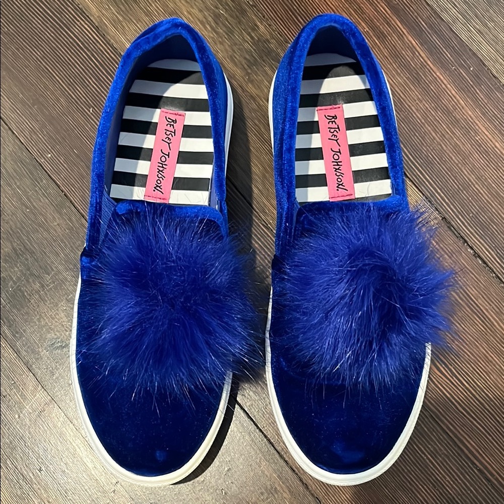 Betsey Johnson Blue Velvet Slip-On Shoes with Pom Poms